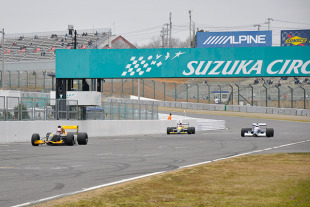 歴代日本人f1スターがデモラン トークショー F1速報公式サイト F1速報
