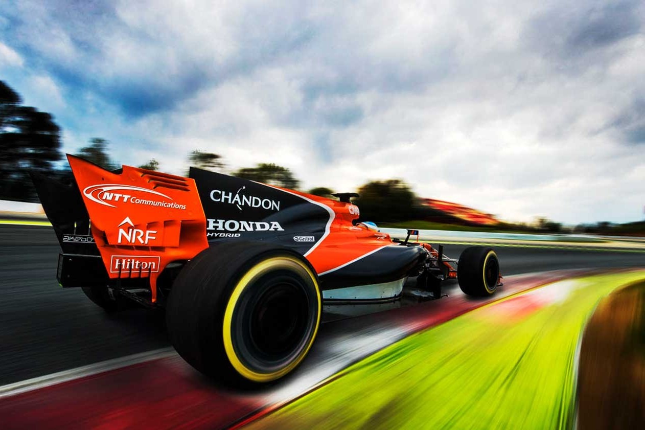 今宮純のキャッチポイント 17年のf1 開幕戦は 強く 激しく 速く 色っぽく F1速報公式サイト