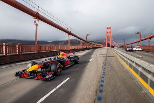 動画 F1マシンも夏休みのバカンスへ レッドブルf1がサンフランシスコ ラスベガスを疾走 F1速報公式サイト F1速報