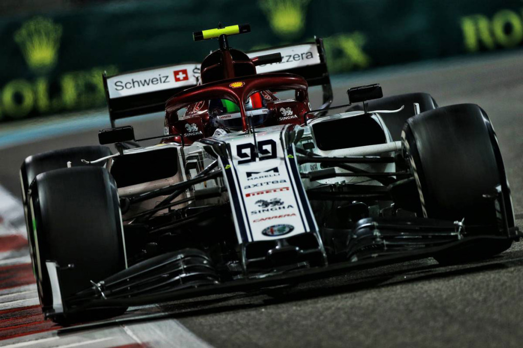 2年越しに掴んだF1フル参戦。ジョビナッツィ、初年度は苦戦も