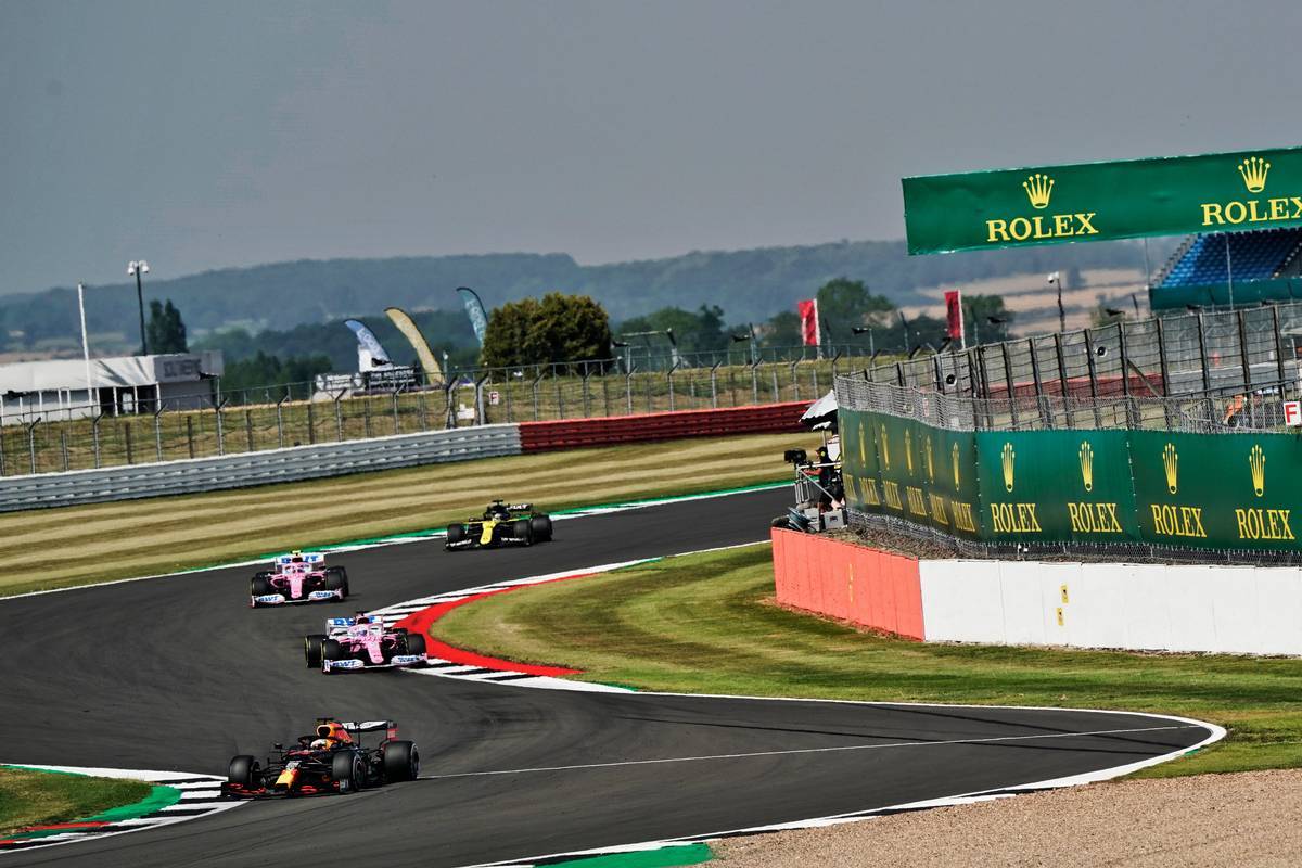 ヒュルケンベルグの走りをフェルスタッペンも称賛 彼は間違いなくf1にふさわしいドライバーだ F1速報公式サイト