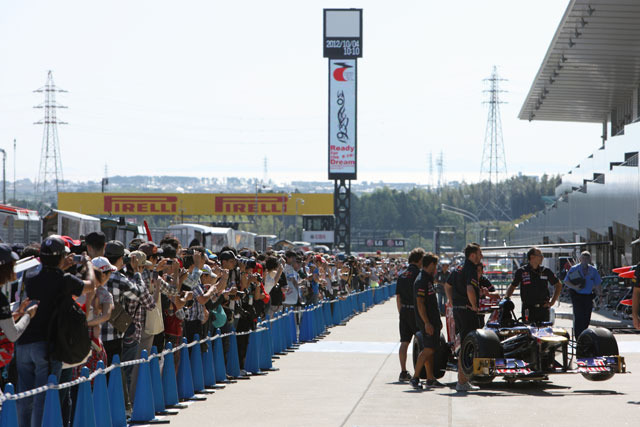 日本GPの木曜日はドライバーと触れ合う大チャンス- F1速報公式