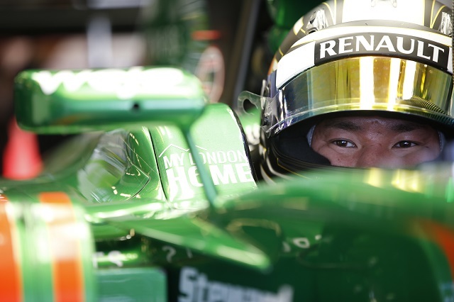 アルピーヌF1、2021年仕様のレーシングスーツを公開…アロンソも