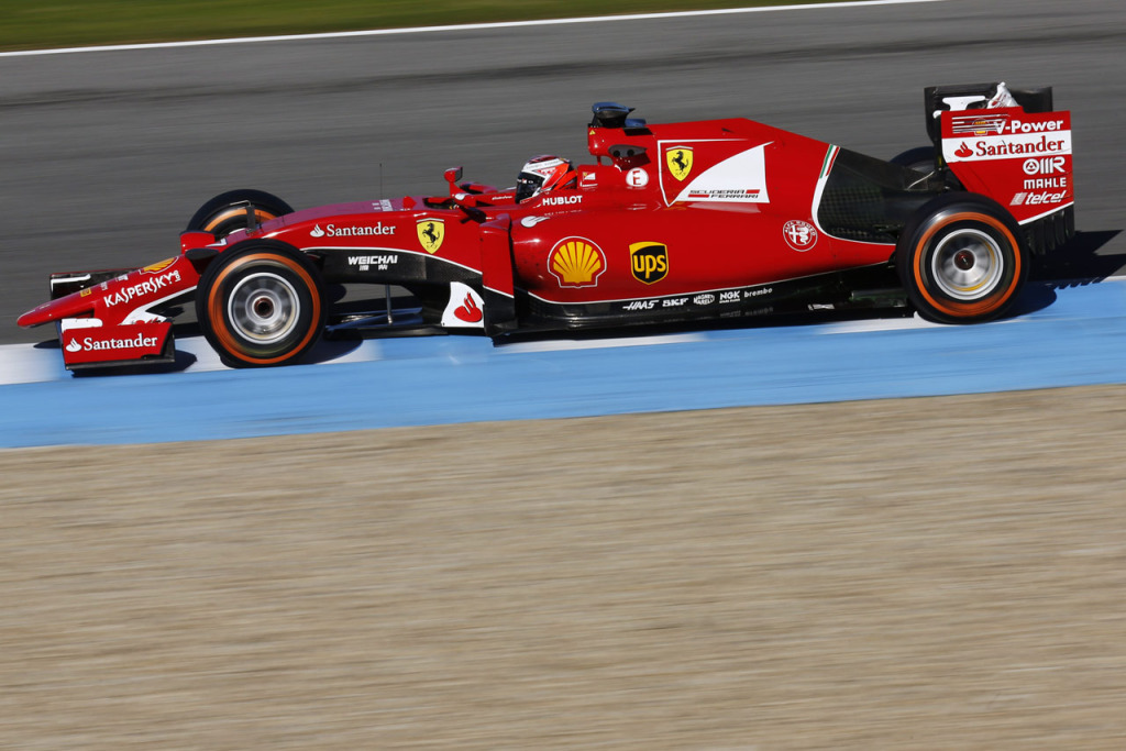 フェラーリSF15-T 1/18 ブラゴ キミ・ライコネン フェラーリSF15-T 1/18 ブラゴ キミ・ライコネン フェラーリSF15