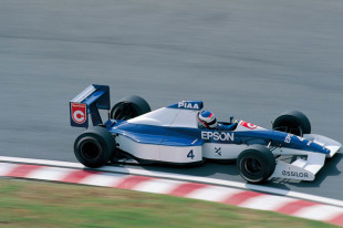 絶版 1/43 でか ティレル フォード 019 中嶋悟 1990 オートスポーツ別注