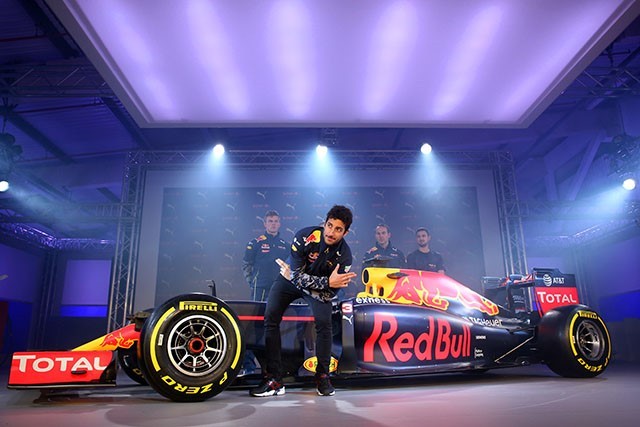 リカルドがレッドブルF1にリザーブとして帯同するのは特定の