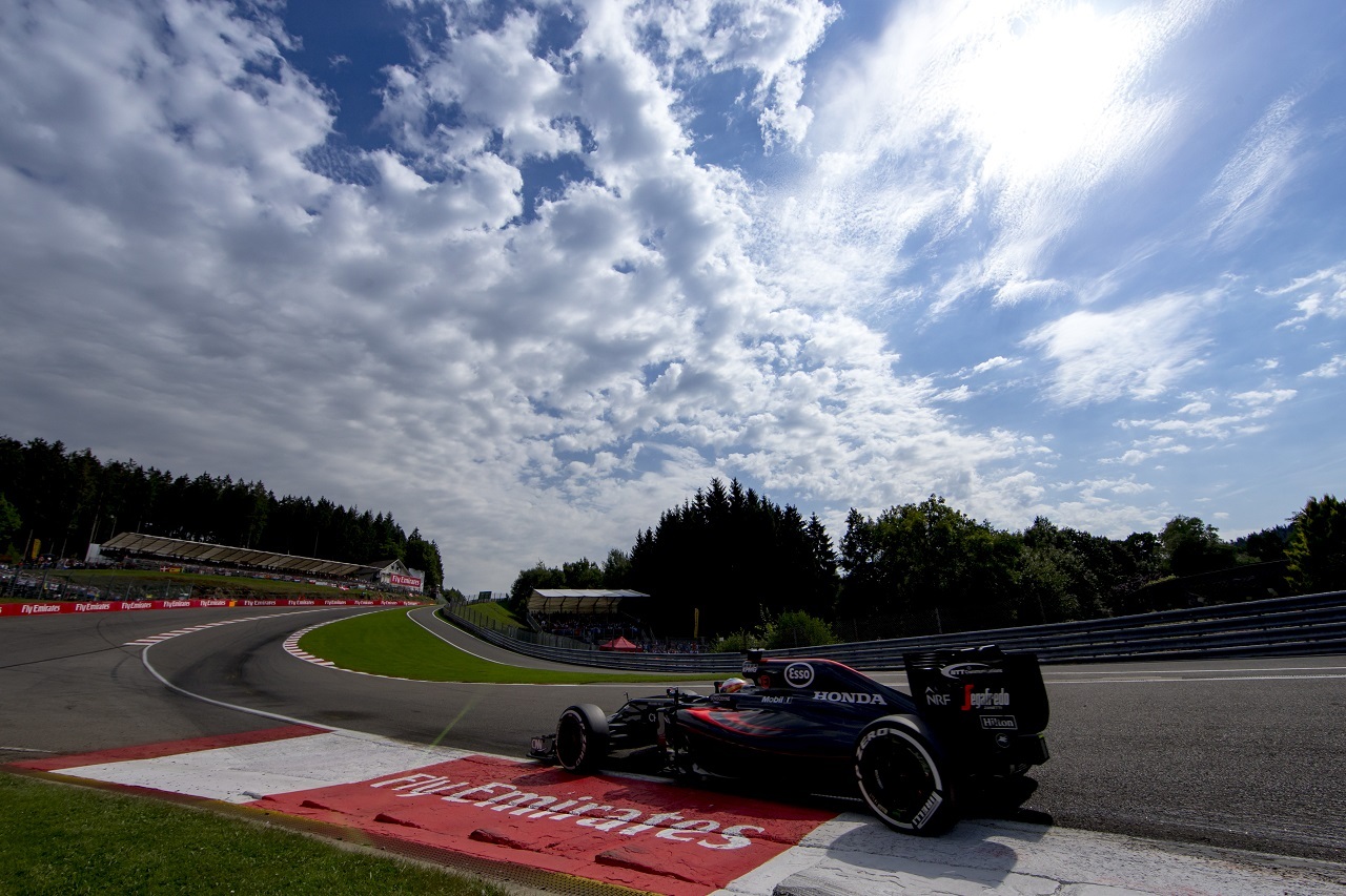 ホンダf1密着総集編 1 Gp2エンジン から1年 大幅に進化した16年パワーユニット F1速報公式サイト ホンダf1密着総集編 1 Gp2エンジン から1年 大幅に進化した16年パワーユニット F1速報公式サイト