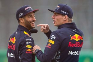 フェルスタッペン、リカルドとビールで和解も「もう一度きちんと  