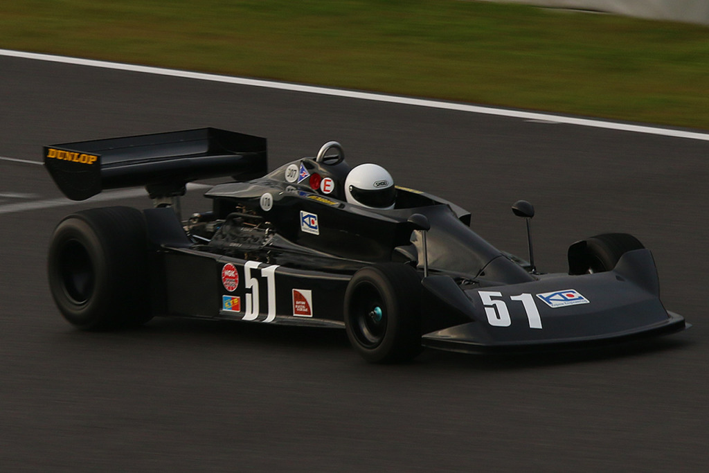 40年前に日本を沸かせたコジマKE007＆長谷見が鈴鹿サーキットに