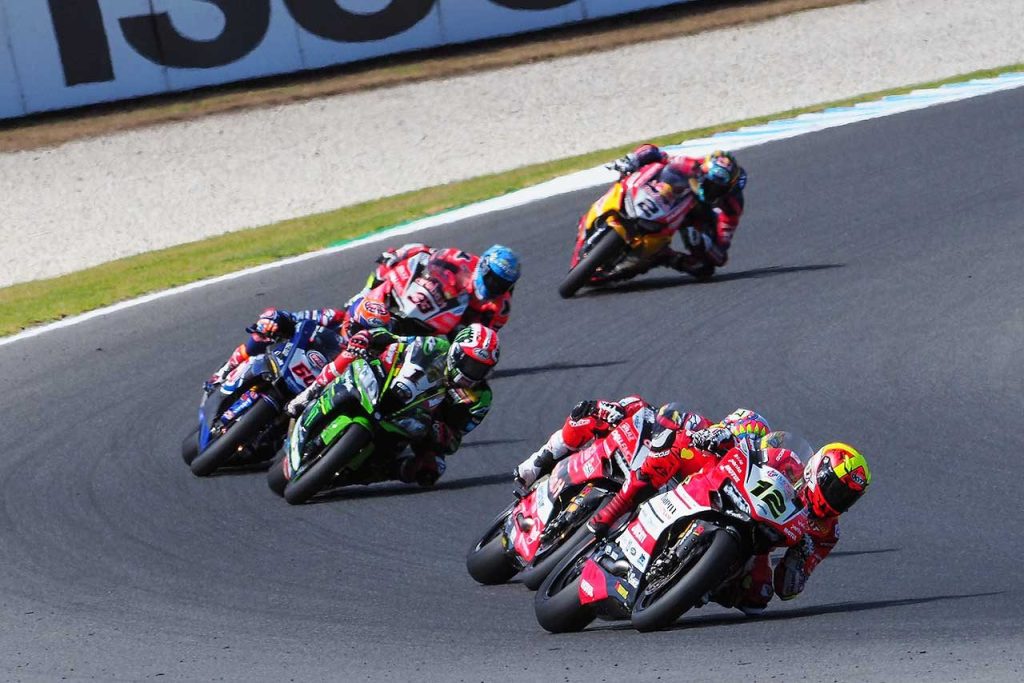 SBK開幕戦レース2：ドゥカティ メランドリ、0.021秒差の勝利。タイヤ