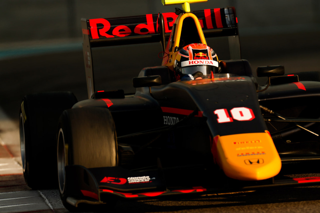 Fia F3 角田裕毅 テスト最終日は2番手タイムで悔しさみせるも 19年もこの状態なら戦える Photo F1速報 F1速報