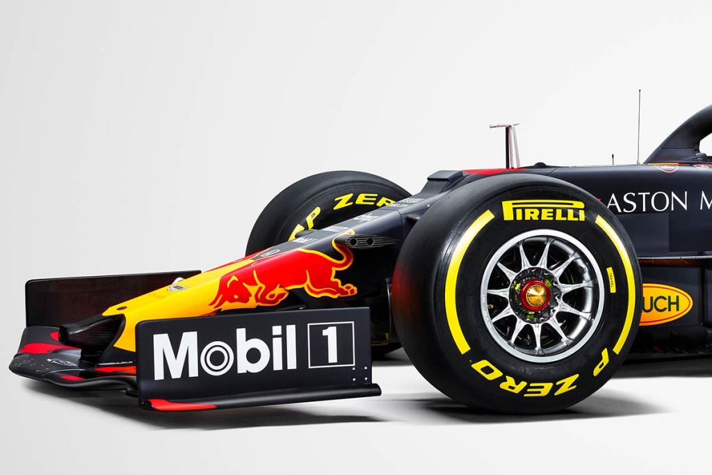 F1新車ギャラリー】2019年シーズンを戦うレッドブル・ホンダがRB15の