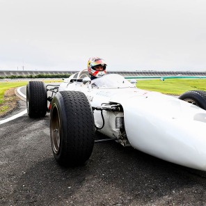 ぱどっく裏話　F1第17戦日本GP（2）：事前イベントで第1期ホンダのRA272をドライブしたフェルスタッペンはゴキゲン