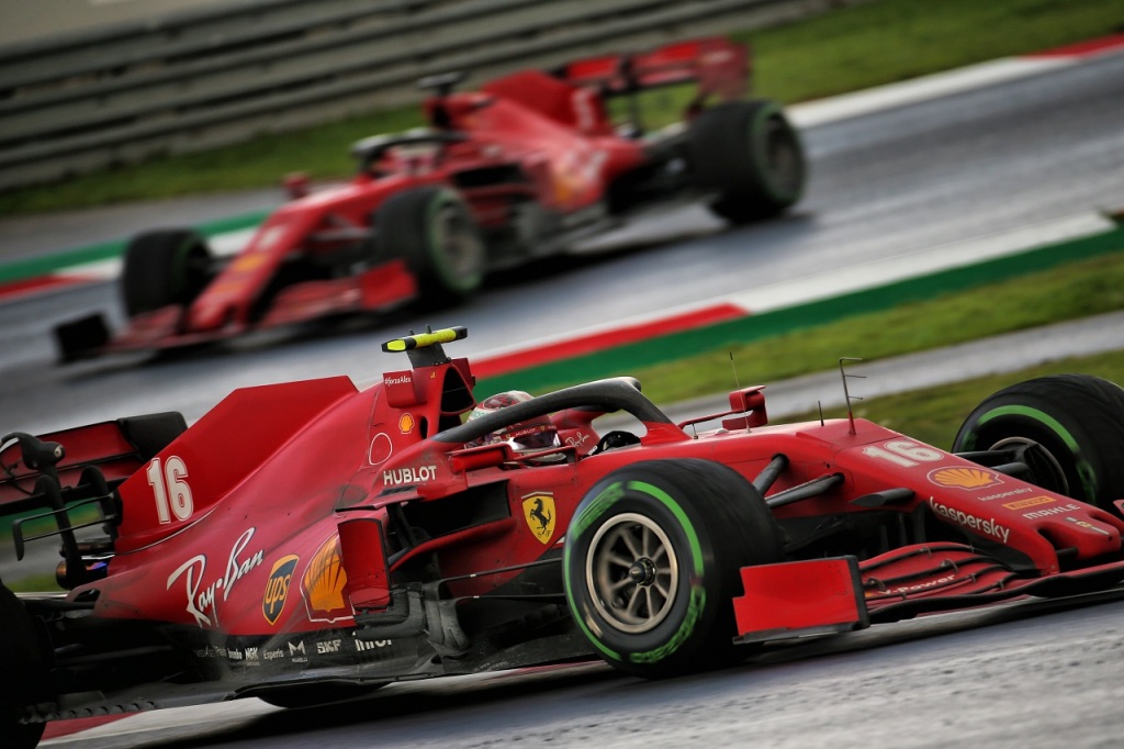 レッドブルが望むF1エンジン凍結案、投票に至らず。フェラーリが レッドブルが望むF1エンジン凍結案、投票に至らず。フェラーリが