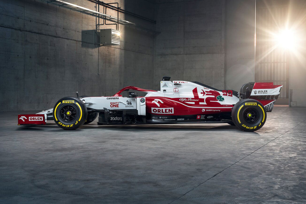 アルファロメオF1、2021年型マシン『C41』を初公開。拮抗する中
