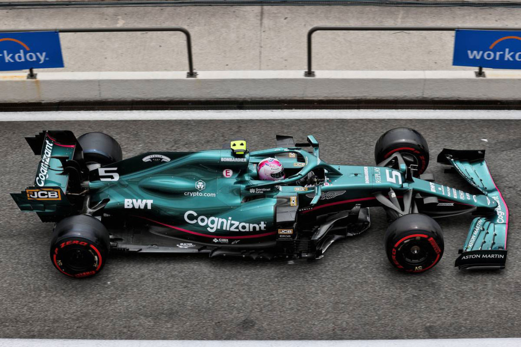 レッドブルリンクがピンクに。BWT社、オーストリアF1ダブル レッドブルリンクがピンクに。BWT社、オーストリアF1ダブル