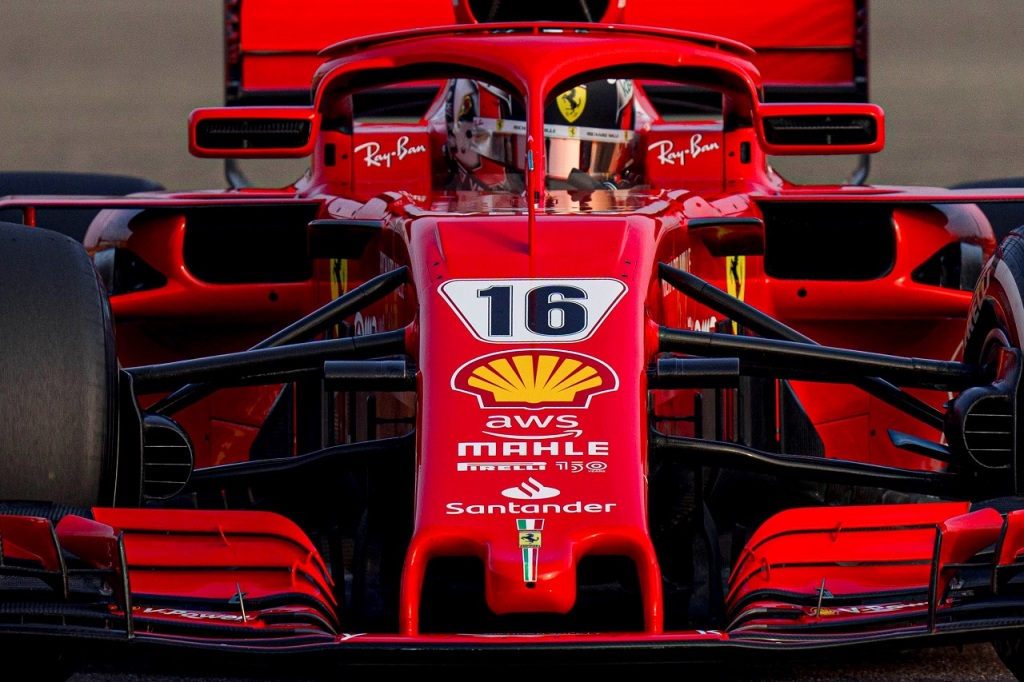 フェラーリF1、サンタンデールなど新プレミアムパートナーのロゴ