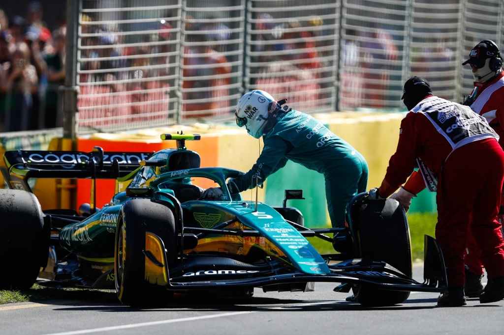 コース上をスクーターで走ったベッテルに70万円の罰金／F1