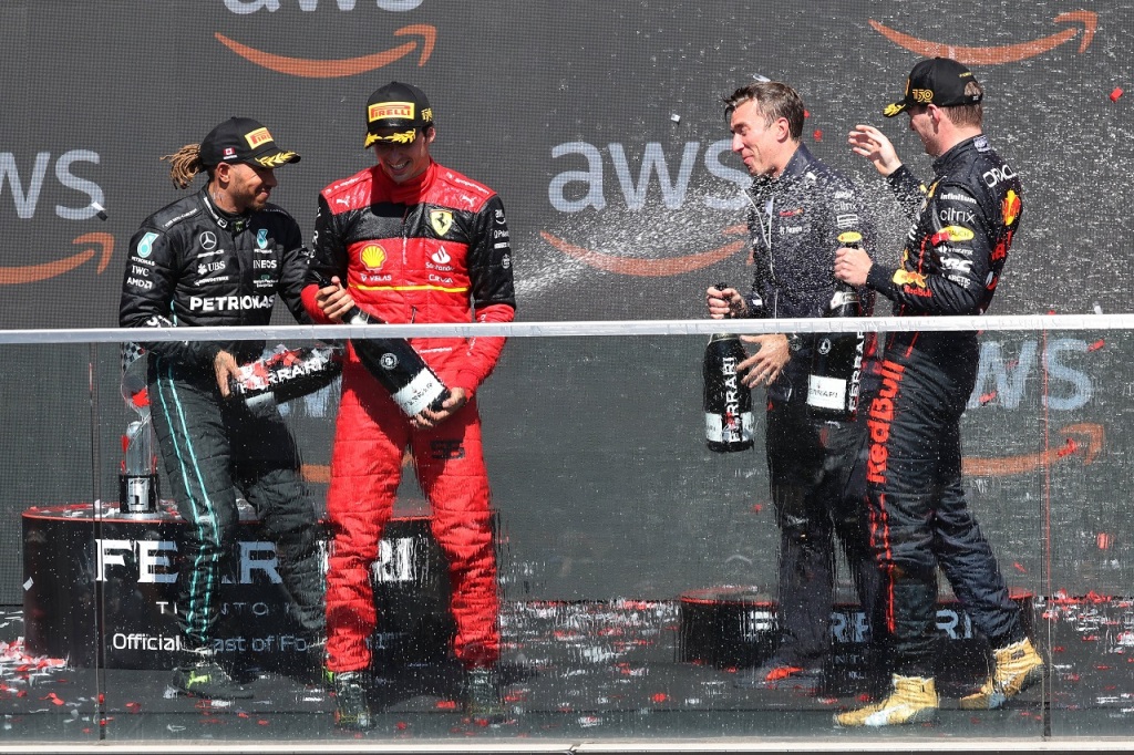 マックス　フェルスタッペン直筆サインカード　ベッテル　リカルド　サインツ マックス フェルスタッペン直筆サインカード ベッテル リカルド サインツ