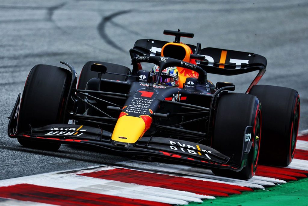 フェルスタッペン、レッドブルRB18のアップグレードは「僕を中心に設計