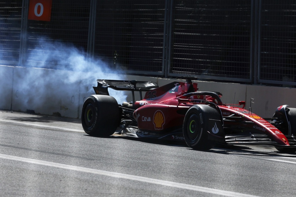 2極タイプ F1フェラーリチームのチームウェア。シューマッハー全盛期