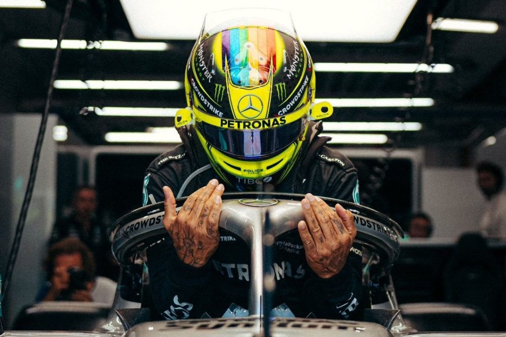 ハミルトン、FP1で最速も「まだトップから1秒遅い」メルセデス