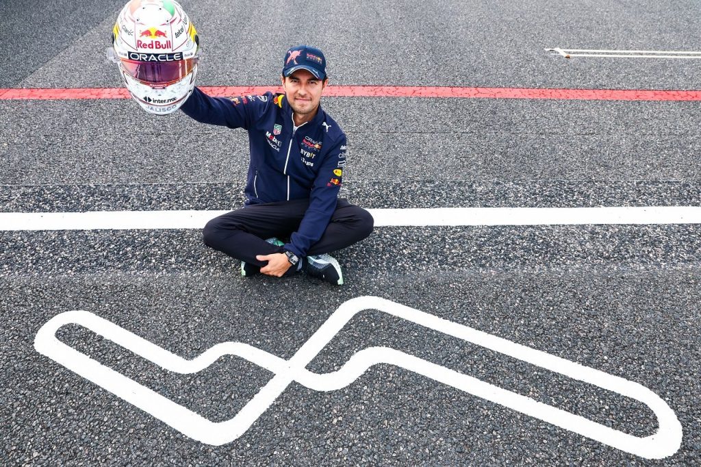 ペレス初日4番手「鈴鹿は世界一のコースと実感。良い週末になる