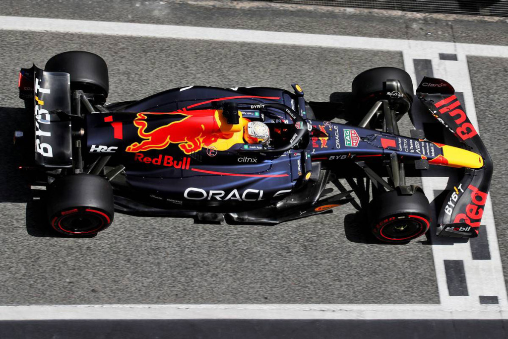 F1チーム別技術レビュー：レッドブルRB18（2）】ニューウェイ設計の