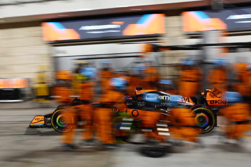 フェルスタッペンが前代未聞のタイヤ制限レースで完勝