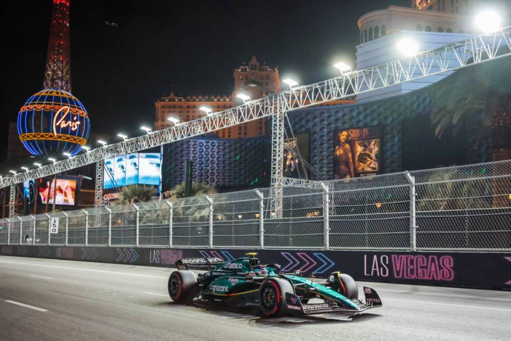 F1ラスベガスGP FP2:90分のセッションでルクレール最速 F1ラスベガスGP FP2:90分のセッションでルクレール最速