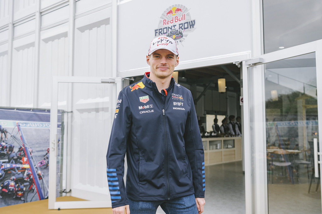 yf様 XLサイズ【4/6鈴鹿受渡】F1 日本GP 限定 レッドブル ポロ
