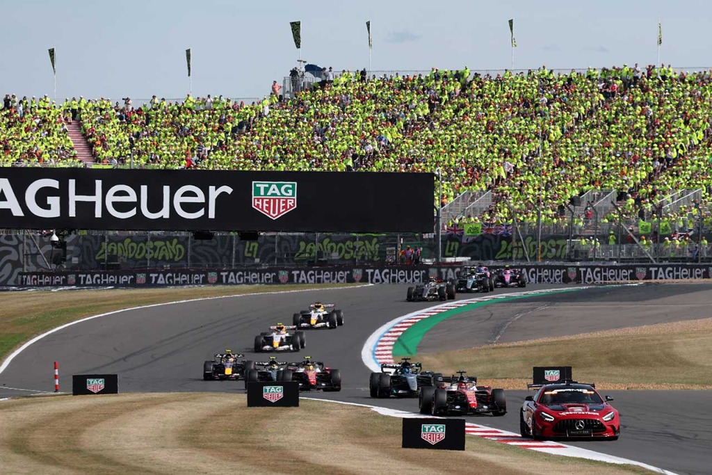 2026年F1日本GPの応援のぼりは全44種類。抽選販売申込は4月1日から