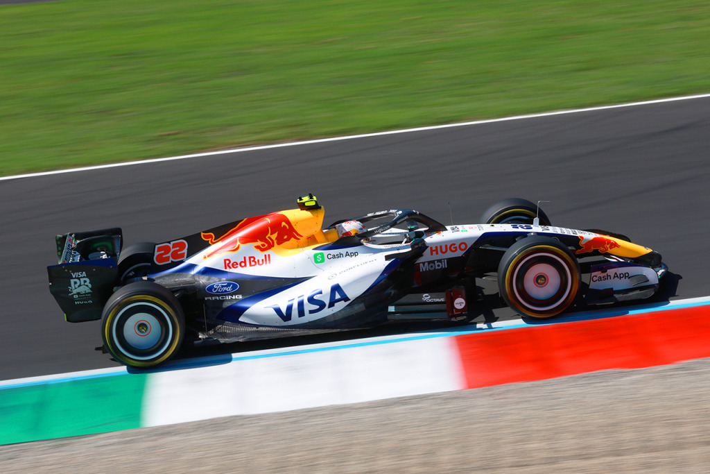 2026年F1日本GPの応援のぼりは全44種類。抽選販売申込は4月1日から