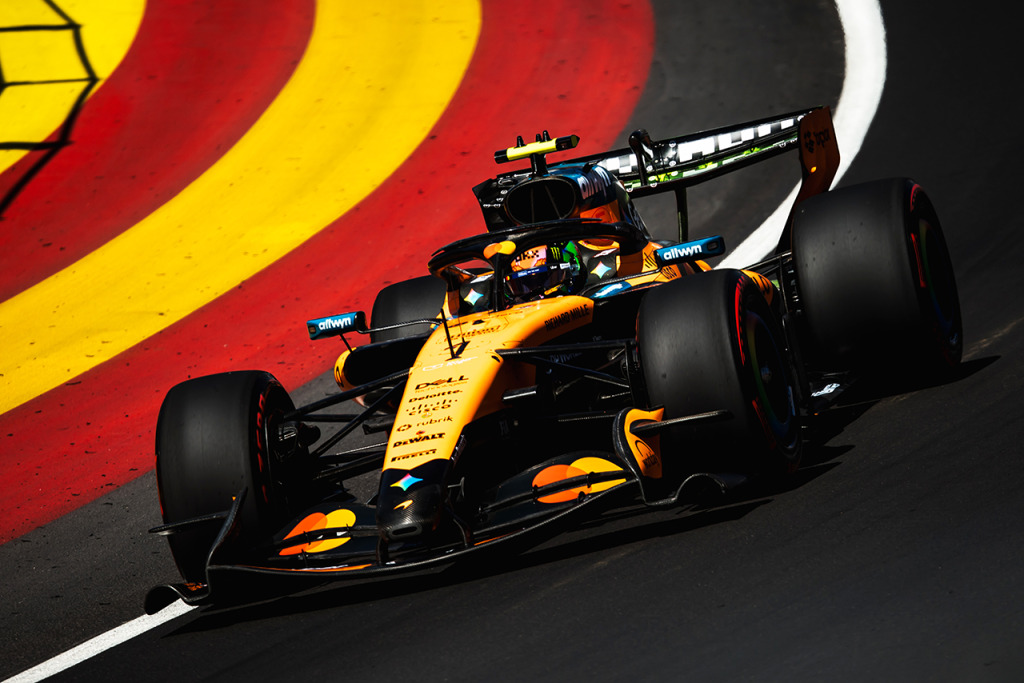2026年F1日本GPの応援のぼりは全44種類。抽選販売申込は4月1日から