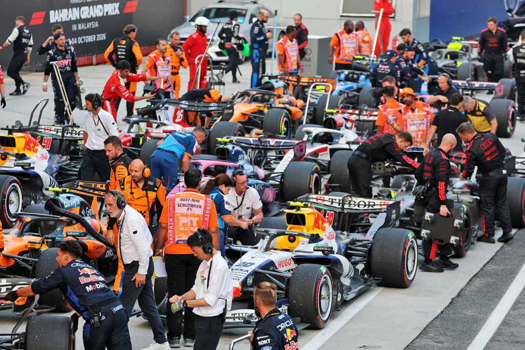 2026年F1日本GPの応援のぼりは全44種類。抽選販売申込は4月1日から